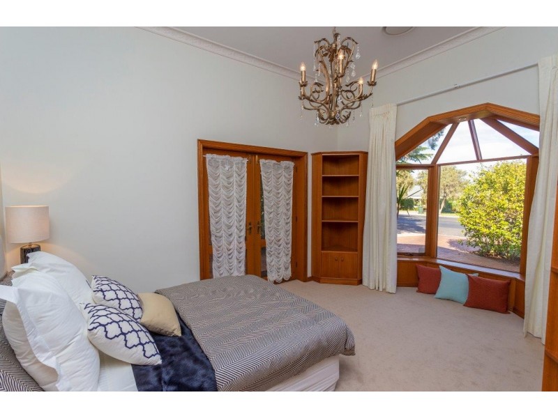 49 Binya Street, Griffith NSW 2680