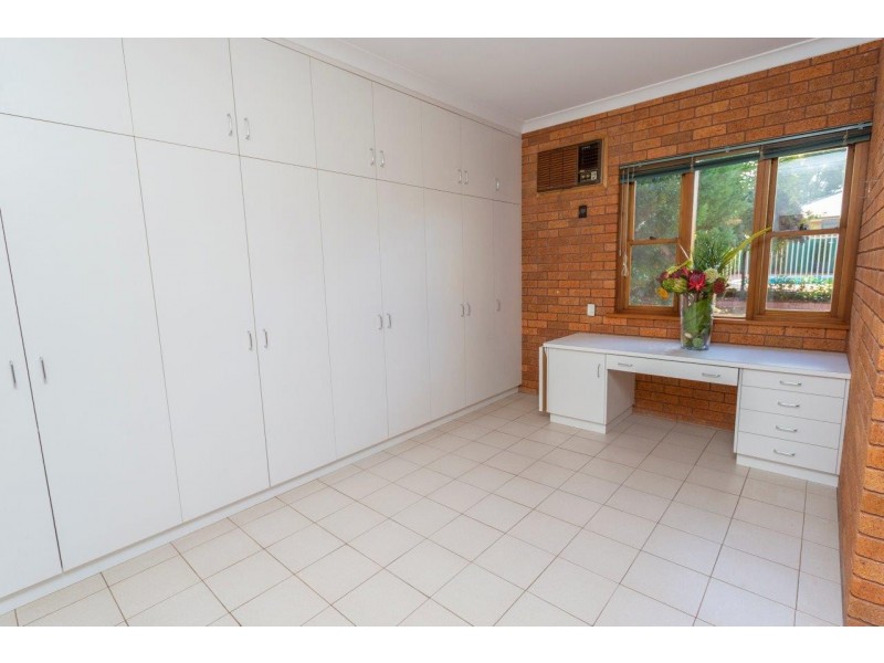 49 Binya Street, Griffith NSW 2680