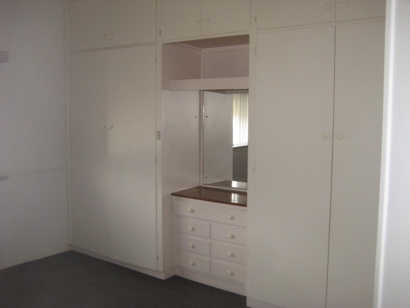 16 Zara Street, Goolgowi NSW 2652