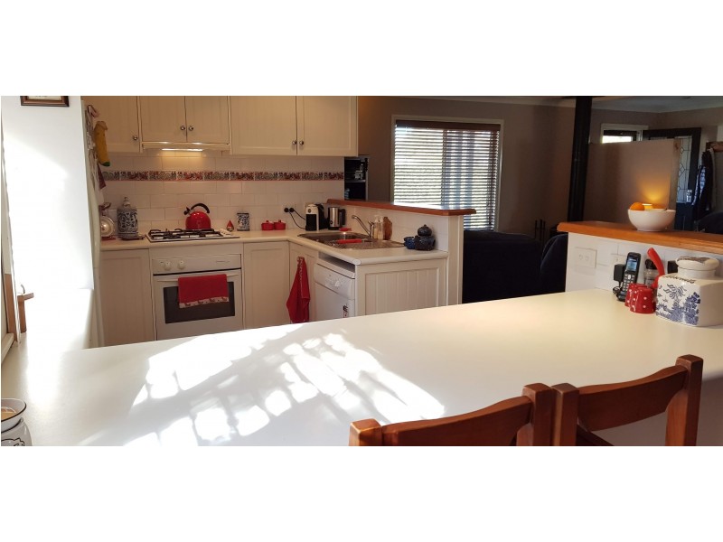 7 Moore Street, Hillston NSW 2675