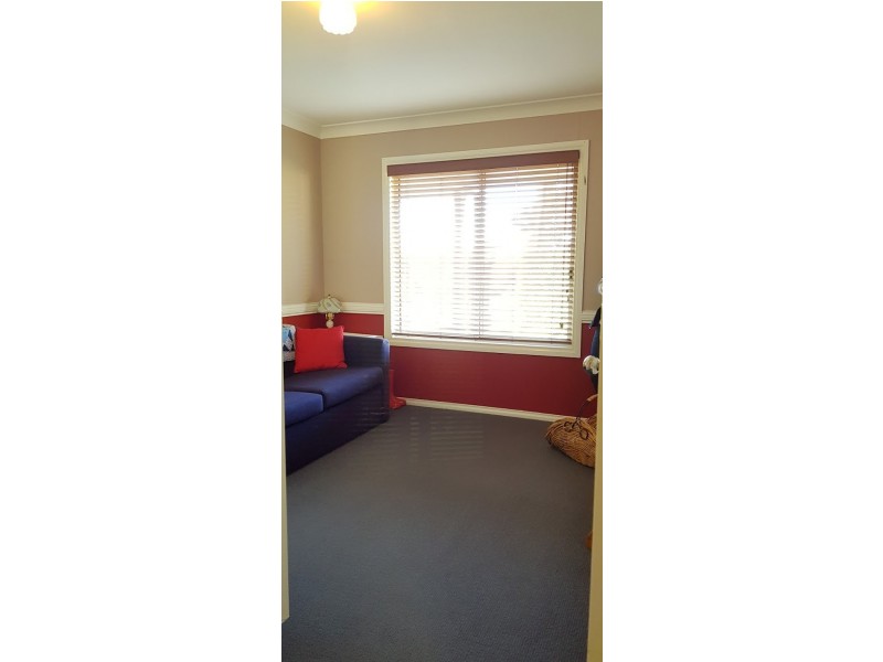 7 Moore Street, Hillston NSW 2675