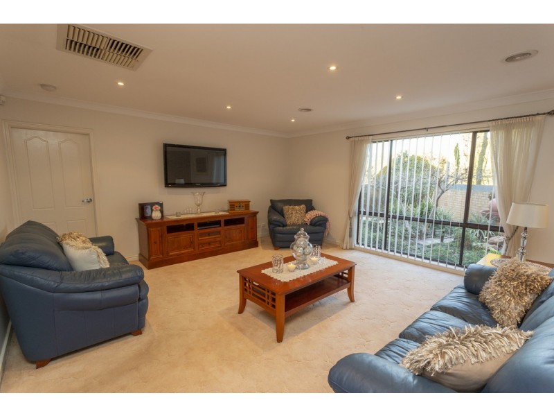 2 DAY STREET, Griffith NSW 2680