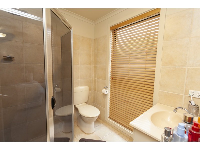 27 Ballestrin Street, Griffith NSW 2680