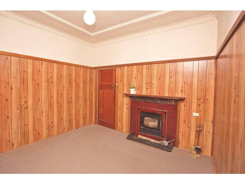 17 Carrathool Street, Griffith NSW 2680