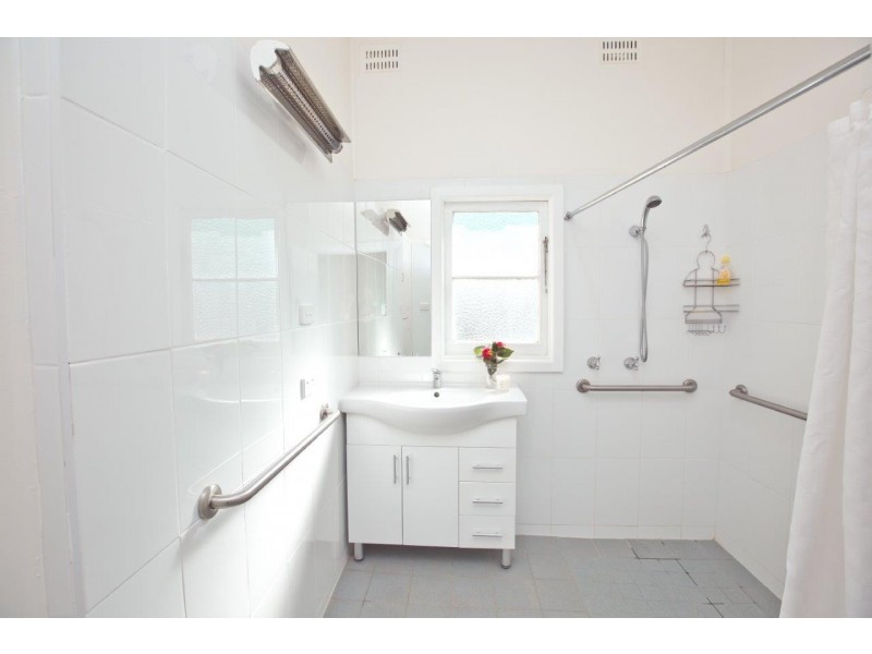 17 Carrathool Street, Griffith NSW 2680