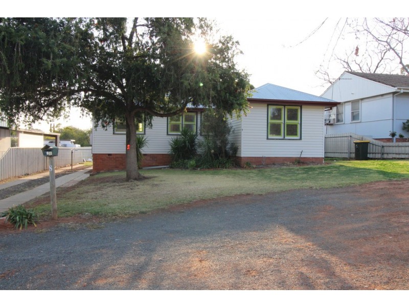 8 Mallinson Street, Griffith NSW 2680