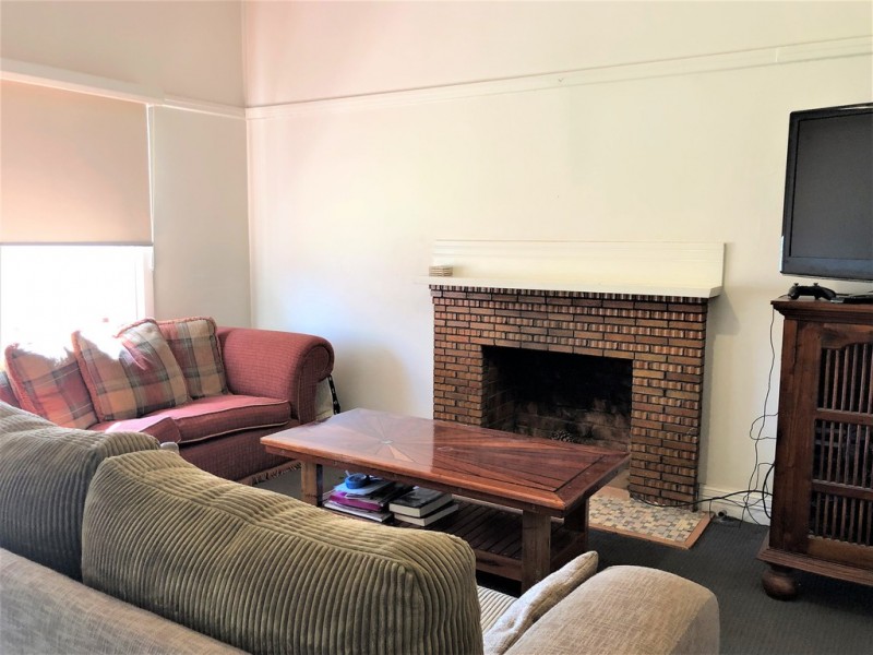 4 Edmondson Avenue, Griffith NSW 2680