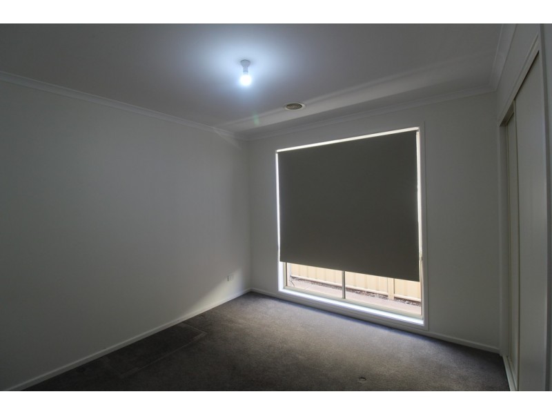 13 Montrose Drive, Griffith NSW 2680