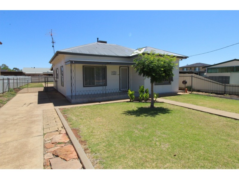 52 Erskine Road, Griffith NSW 2680
