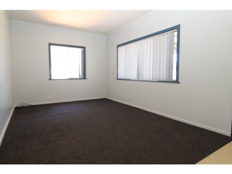 52 Erskine Road, Griffith NSW 2680
