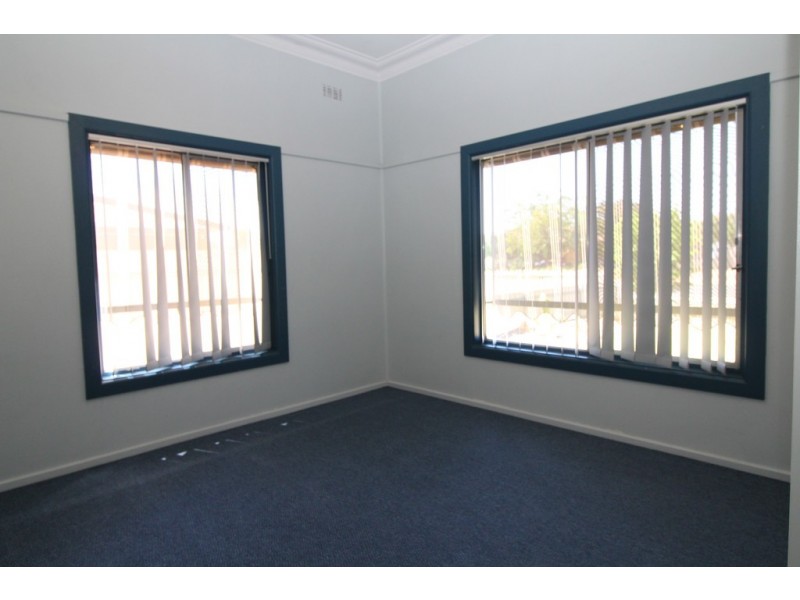 52 Erskine Road, Griffith NSW 2680
