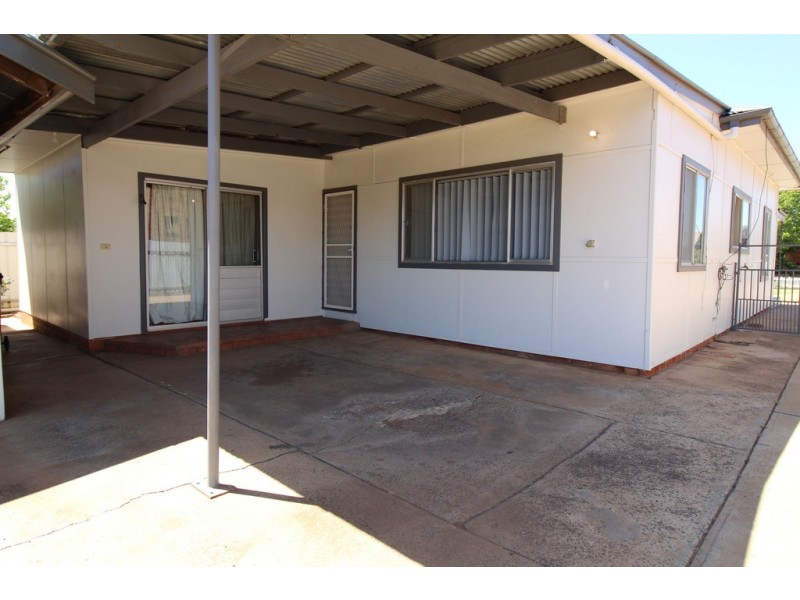 52 Erskine Road, Griffith NSW 2680