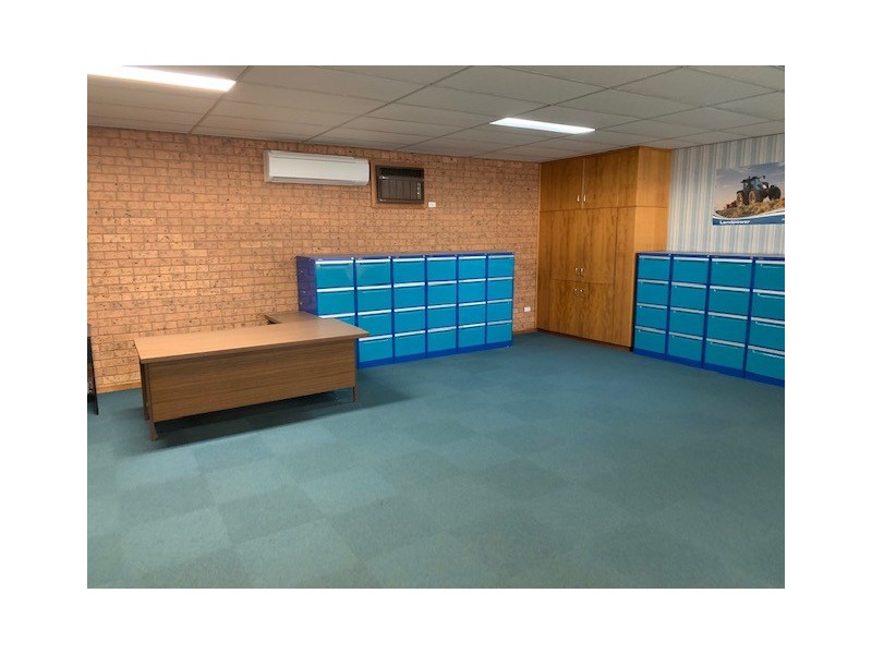 140 Mackay Avenue, Griffith NSW 2680