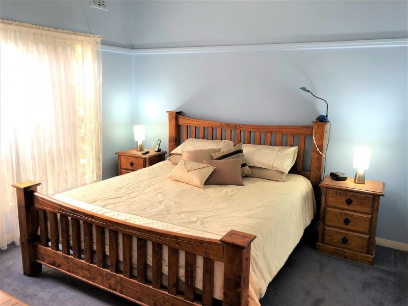 7 Hillston Street, Griffith NSW 2680