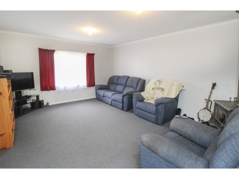 12 Stipa Street, Goolgowi NSW 2652