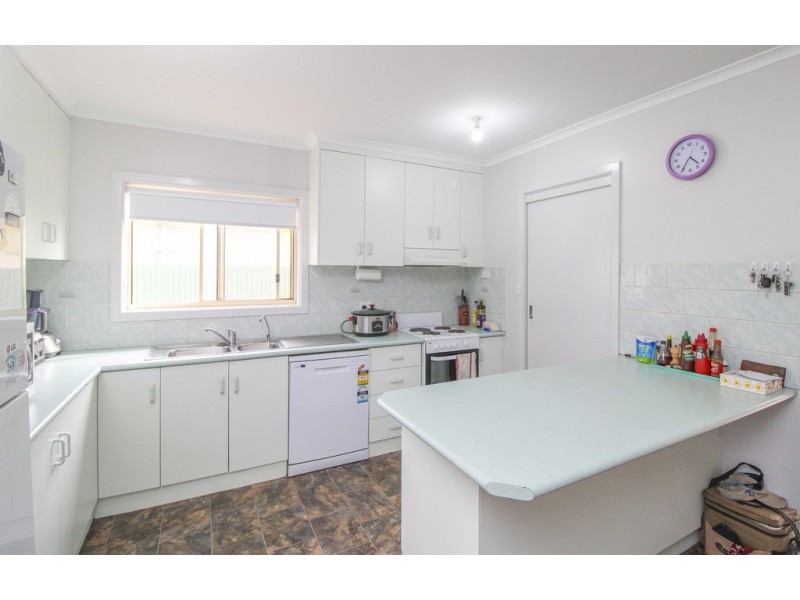 12 Stipa Street, Goolgowi NSW 2652