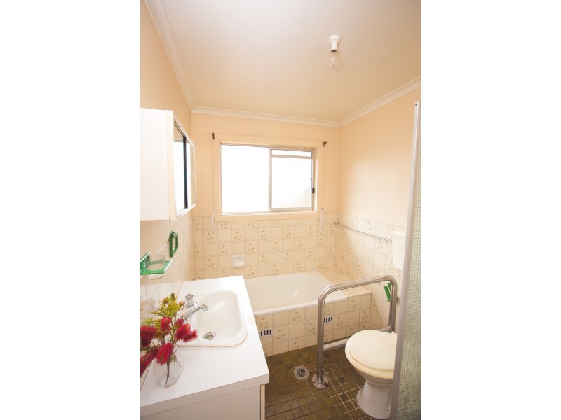 39 Burley Street, Griffith NSW 2680