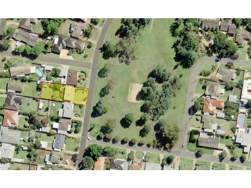 18 Langley Crescent, Griffith NSW 2680