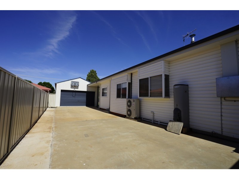 38 Bringagee Street, Griffith NSW 2680