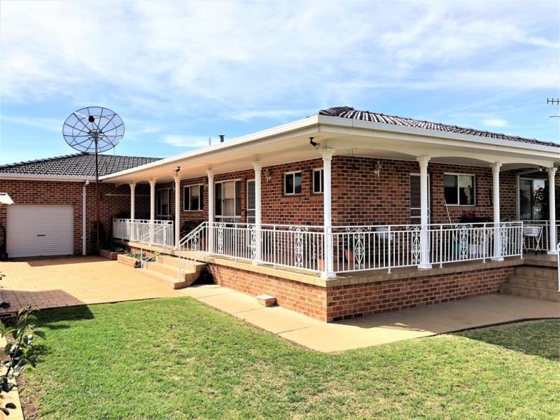 4 Turnell Street, Griffith NSW 2680
