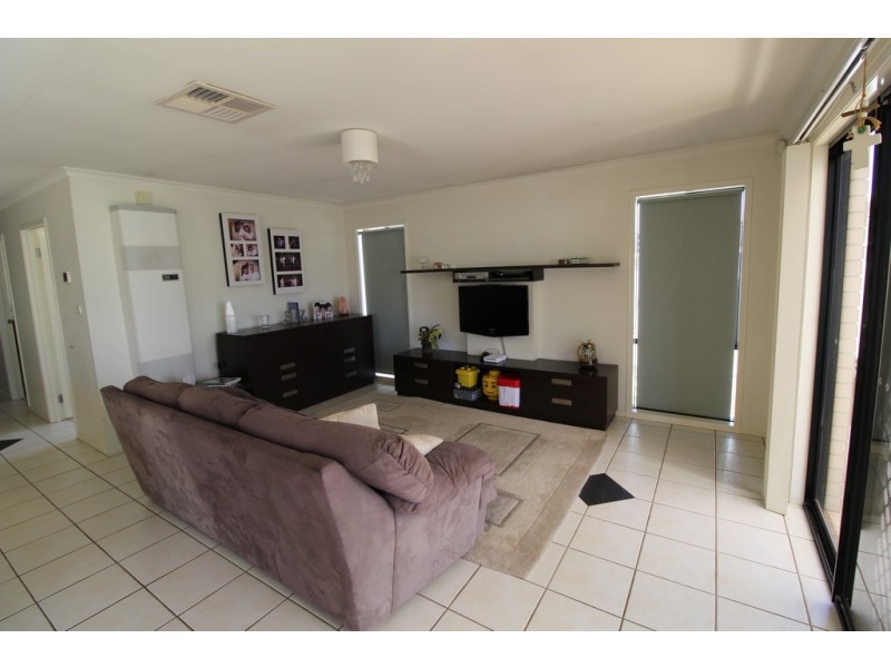 6 Pauling Street, Griffith NSW 2680