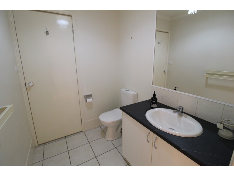 6 Pauling Street, Griffith NSW 2680