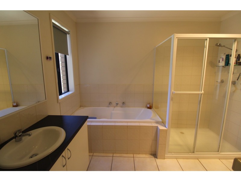 6 Pauling Street, Griffith NSW 2680