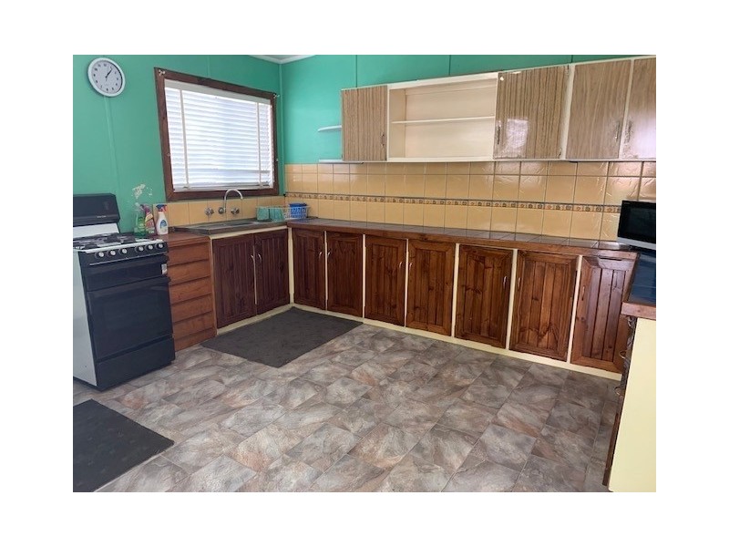 30 Boundary Road, Hillston NSW 2675