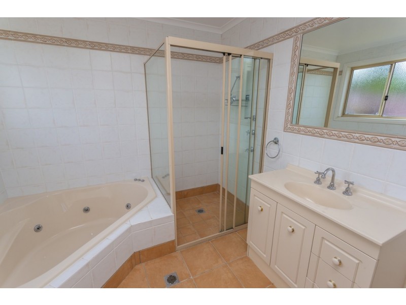 12a Waugh Street, Griffith NSW 2680