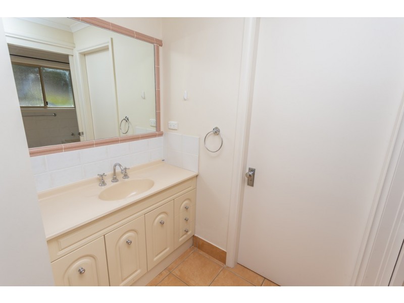12a Waugh Street, Griffith NSW 2680