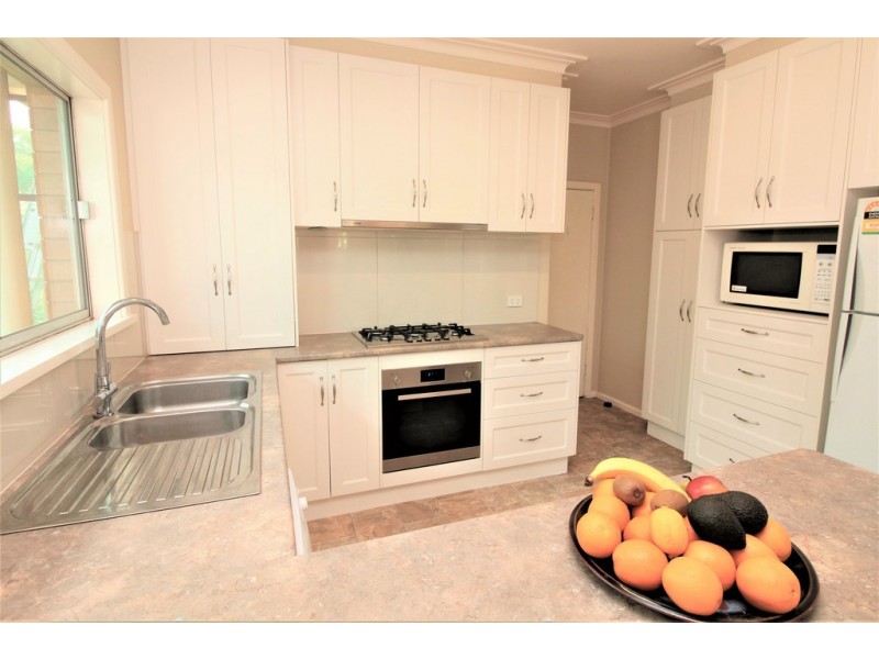 10 Langley Crescent, Griffith NSW 2680