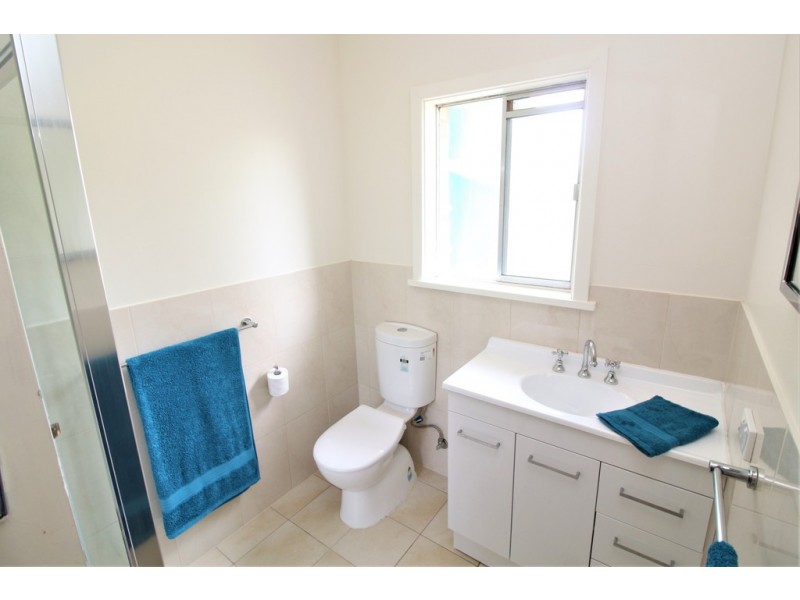10 Langley Crescent, Griffith NSW 2680