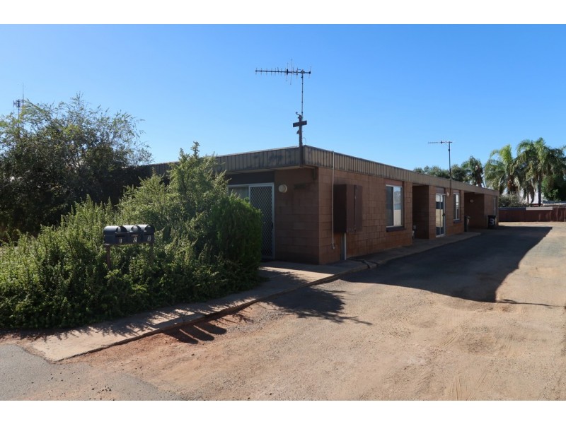 3/208 High Street, Hillston NSW 2675