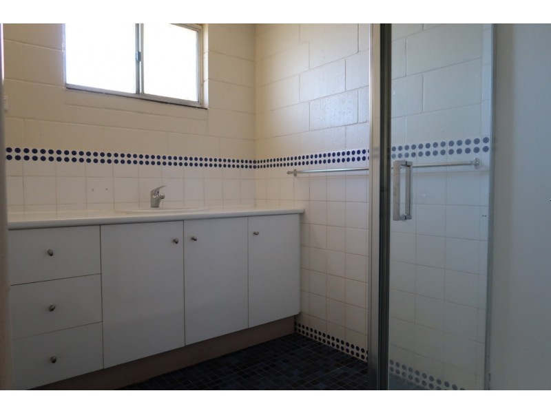 3/208 High Street, Hillston NSW 2675