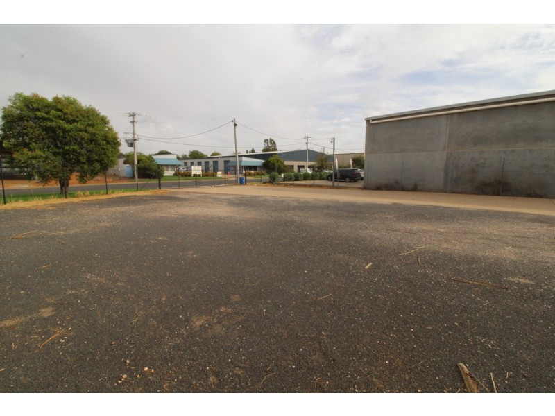 11-13 Battista Street, Griffith NSW 2680