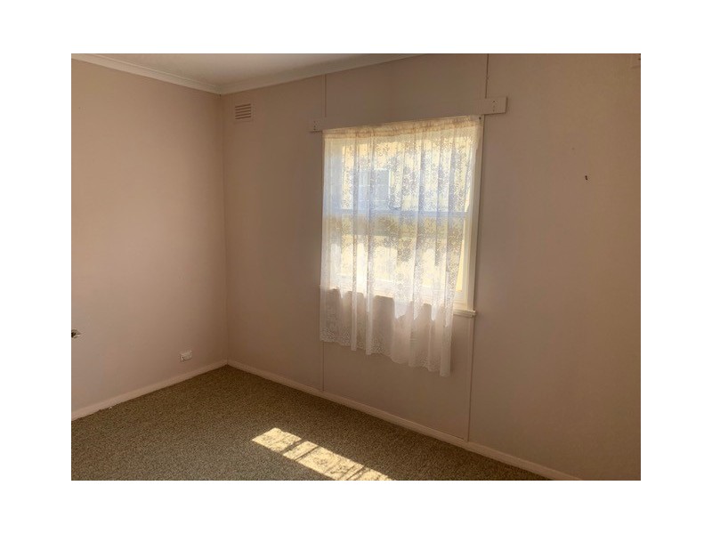 32 Moore Street, Hillston NSW 2675