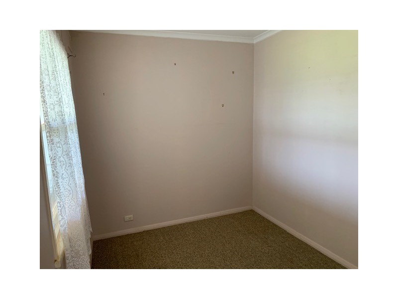 32 Moore Street, Hillston NSW 2675