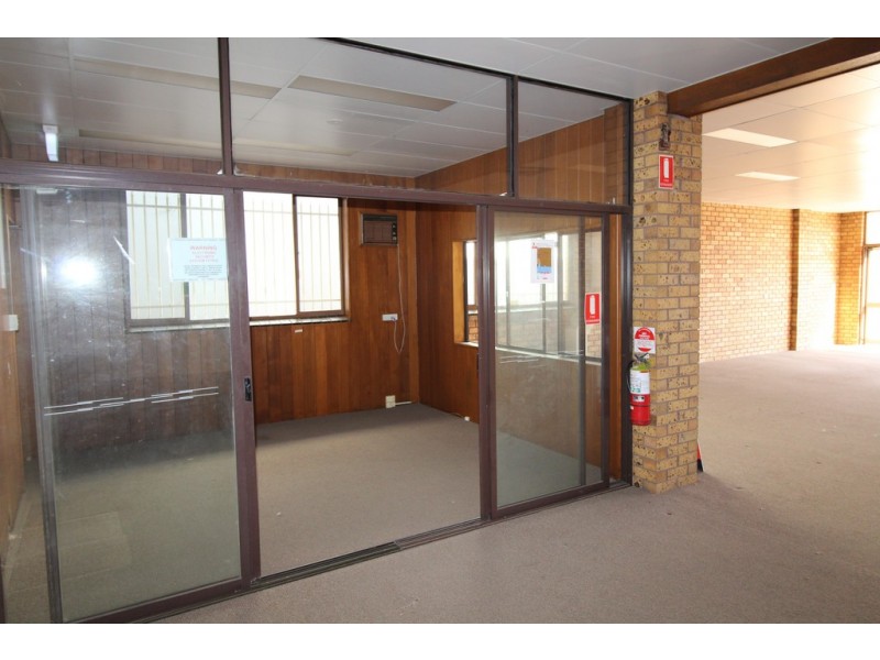 50-52 Yambil Street, Griffith NSW 2680