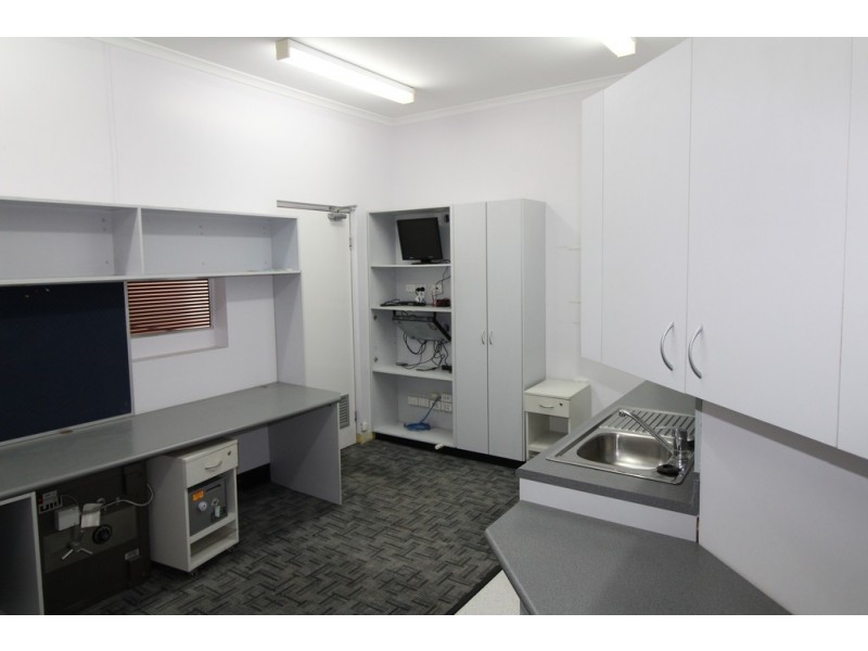 370 Banna Avenue, Griffith NSW 2680