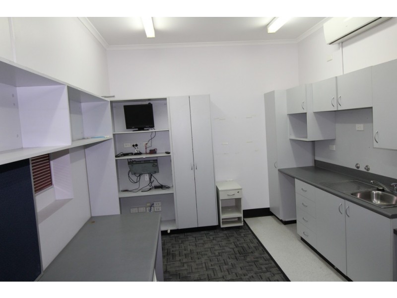 370 Banna Avenue, Griffith NSW 2680