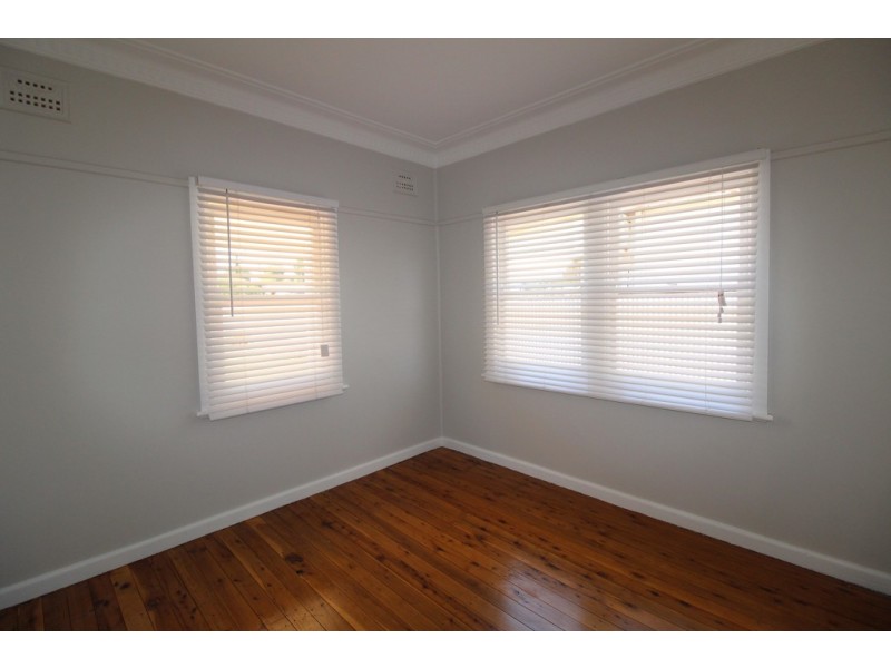 27 Griffin Avenue, Griffith NSW 2680