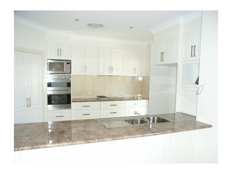 118 Hillam Drive, Griffith NSW 2680