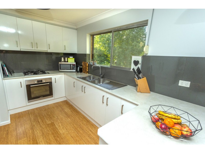 76 Ross Crescent, Griffith NSW 2680