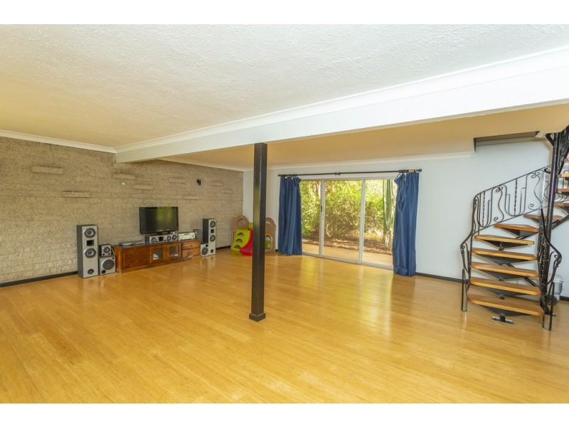 76 Ross Crescent, Griffith NSW 2680