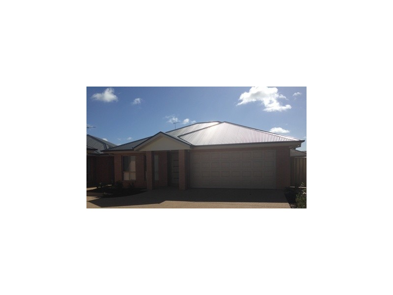 5B Simona Close, Griffith NSW 2680