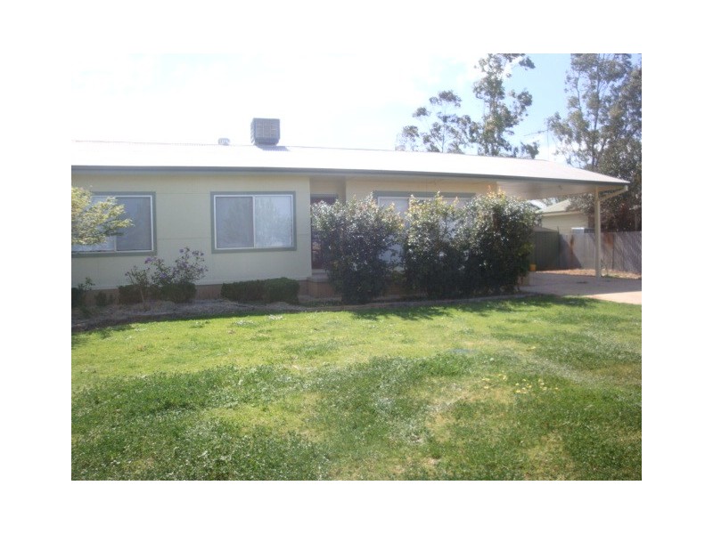 55 DREDGE ST, Yenda NSW 2681