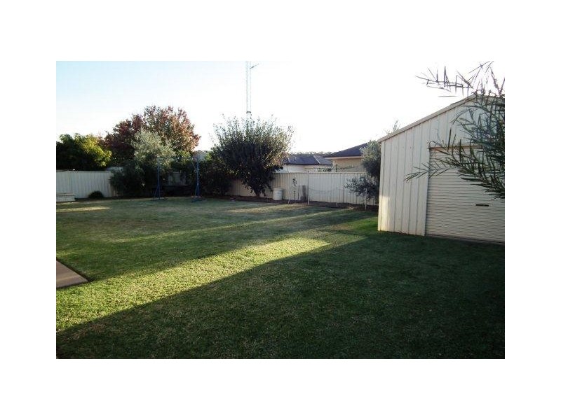 122 CLIFTON, Griffith NSW 2680