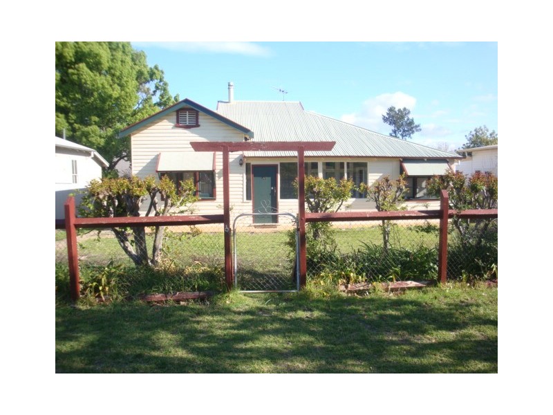 48 HYANDRA STREET, Griffith NSW 2680