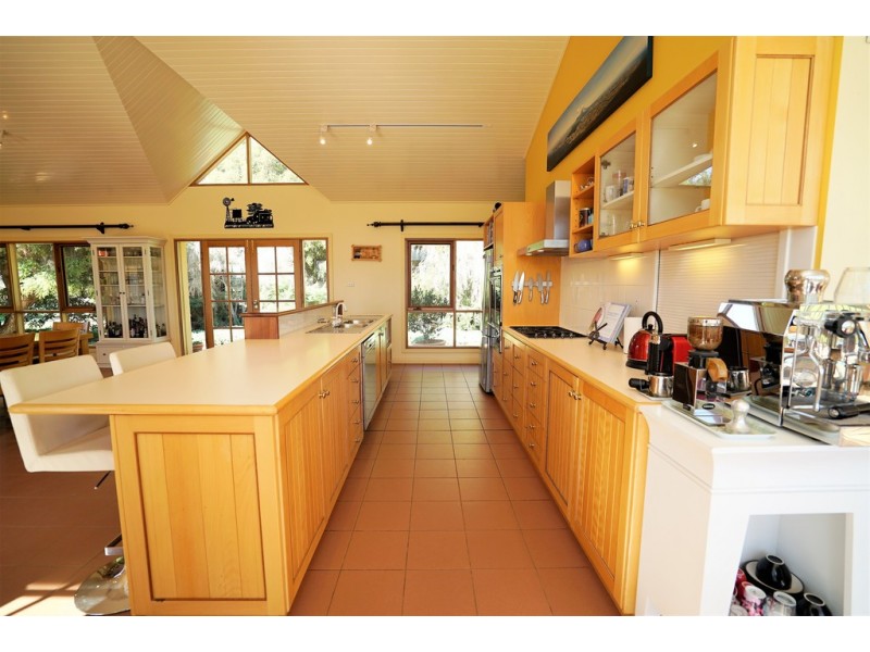 216 Boorga Road, Lake Wyangan NSW 2680