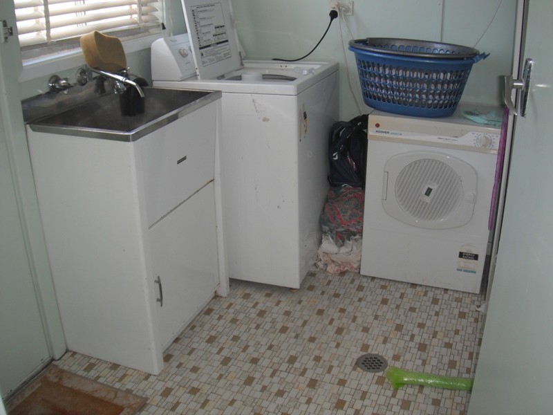 35  Napier Street, Goolgowi NSW 2652